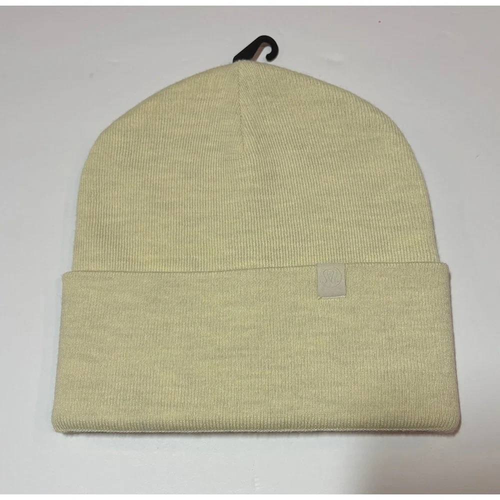 Lululemon NWT Unisex Warm Revelation Beanie Cream Merino Wool Blend‎